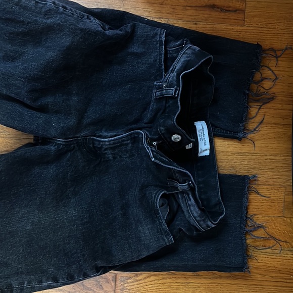 Abercrombie Curve Love 90s Ultra High Rise Straight Jeans - Picture 6 of 6